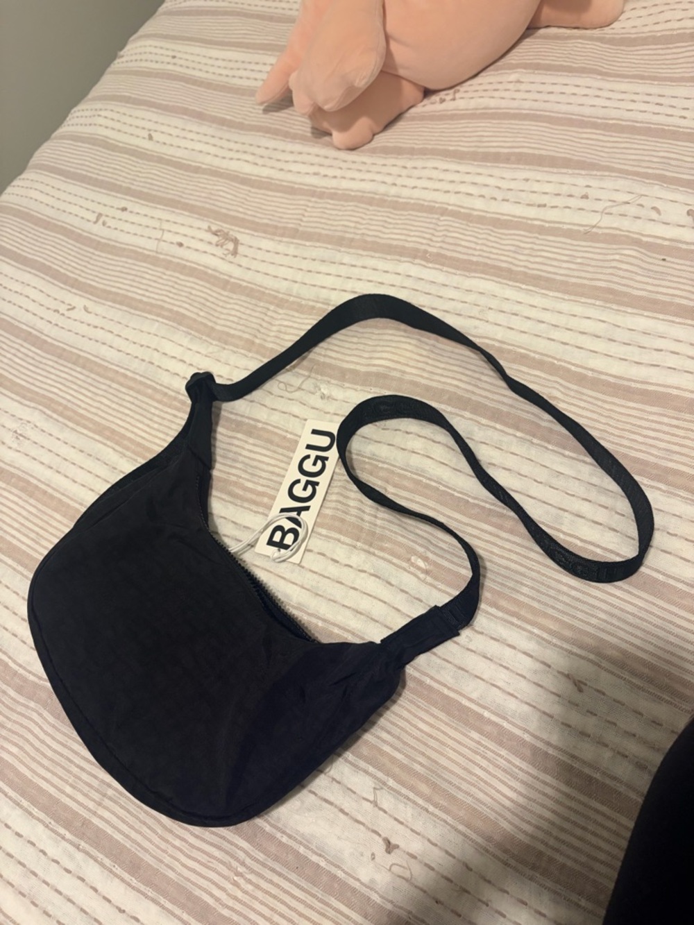 BAGGU Black Small Nylon Crescent Crossbody